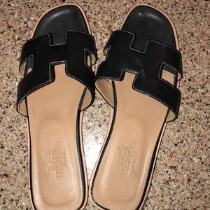 Hermes oran sandals